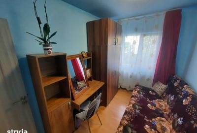 Apartament cu 3 camere semidecomandat în Micro 15 - 9