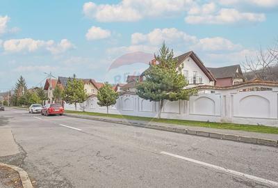 Casă individuală cu 9 camere cu Canalizare în Primăverii - 4