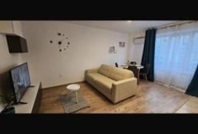 Apartament cu 2 camere decomandat, mobilat în Universitate