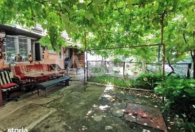 Casă cu 4 camere cu Teren 121 Mp în Lazaret