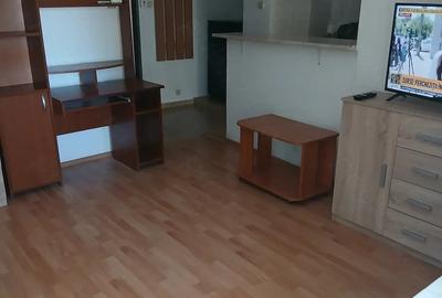 Garsonieră decomandată în Central - 5