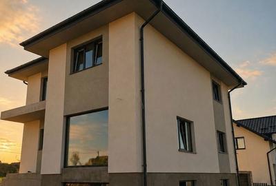 Casă cu 8 camere cu Teren 500 Mp în Moara - 10