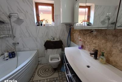 Casă cu 3 camere cu Teren 400 Mp în Central - 7