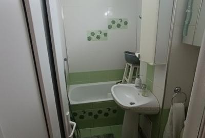 Garsonieră decomandată în Valea Rosie