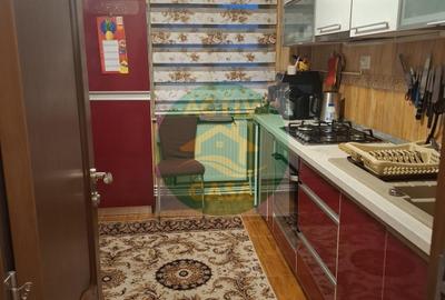 Apartament cu 3 camere decomandat în Est - 1