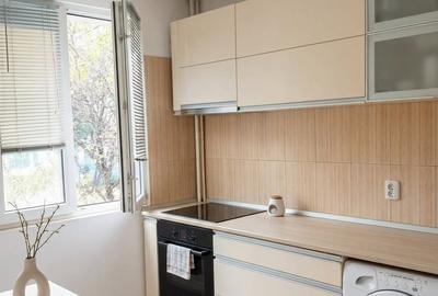 Apartament cu 2 camere decomandat, mobilat în Berceni