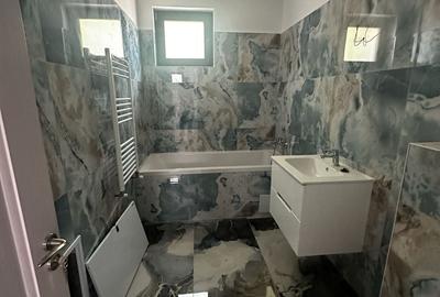 Casă cu 5 camere cu Teren 333 Mp în Central - 3
