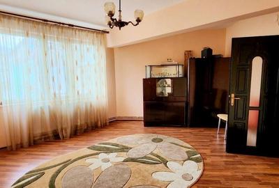 Apartament cu 2 camere în Central - 1