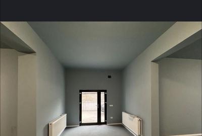Spațiu comercial, de 160 mp, în Central - 1