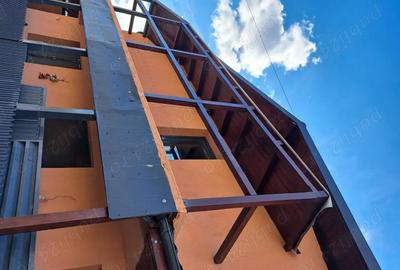 Casă cu 6 camere cu Teren 303 Mp în Bascov - 3