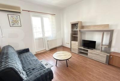 Apartament cu 2 camere decomandat, mobilat în Central
