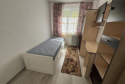 Apartament cu 3 camere semidecomandat în Dacia - 5