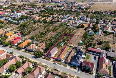 Casă cu 4 camere cu Teren 1603 Mp în Livada