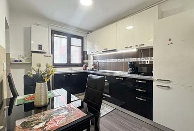 Apartament cu 3 camere decomandat, mobilat în Astra