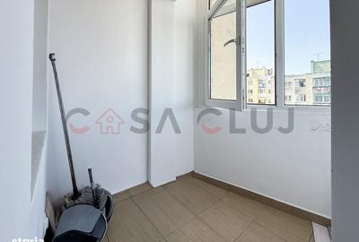 Apartament cu 2 camere decomandat în Sud