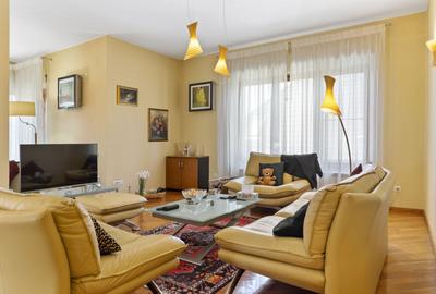 Apartament cu 8 camere semidecomandat, mobilat în Capitale - 3