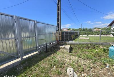 Casă cu 5 camere cu Teren 800 Mp în Plopu - 19