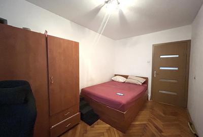 Apartament cu 3 camere semidecomandat, mobilat în P-ța Doina - 4