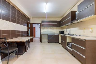 Apartament cu 4 camere decomandat, mobilat în Bucureștii Noi - 4