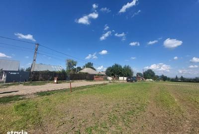 Teren de 1000 mp, în Popricani