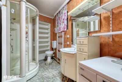Apartament cu 7 camere în Eminescu