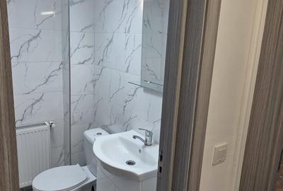 Spațiu comercial, de 45 mp, în Central - 4