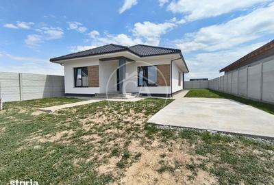 Casă cu 4 camere decomandat cu Teren 553 Mp în Sântandrei - 4