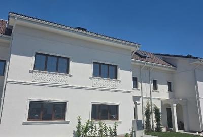 Duplex cu 4 camere cu Canalizare în Torontalului - 3