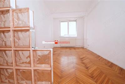 Apartament cu 3 camere decomandat în Decebal - 5
