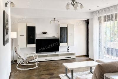 Apartament cu 3 camere decomandat în Primăverii