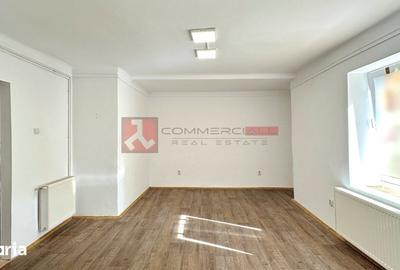 Spațiu comercial, de 65 mp, în Centrul Istoric