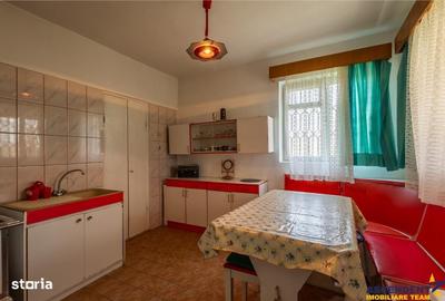 Casă cu 3 camere cu Teren 3117 Mp în Mănești - 2