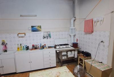 Casă cu 4 camere cu Teren 270 Mp în Central