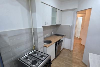 Apartament cu 3 camere decomandat în Ultracentral