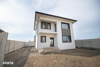 Casă cu 4 camere cu Teren 375 Mp în Berceni