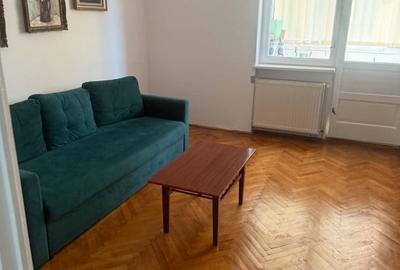 Apartament cu 2 camere decomandat în Bartolomeu