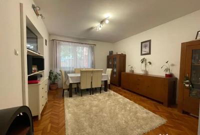Casă cu 5 camere cu Teren 300 Mp în Central - 2
