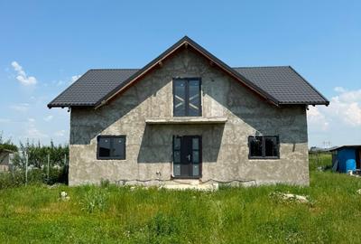 Casă individuală cu 5 camere cu Teren 700 Mp în Exterior Sud - 2