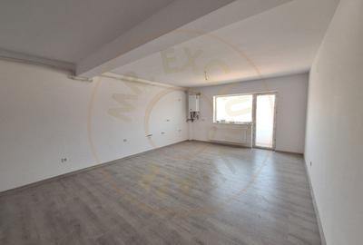 Apartament cu 2 camere decomandat în Exterior Est - 3