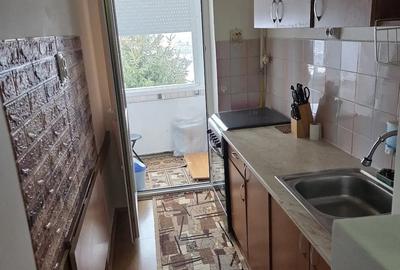 Garsonieră decomandată în Hădăreni - 1