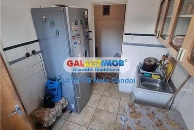 Apartament cu 3 camere în Rahova