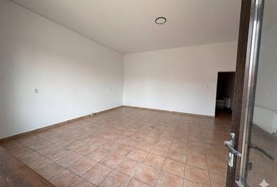 Spațiu comercial, de 72 mp, în Gheorghe Doja - 3