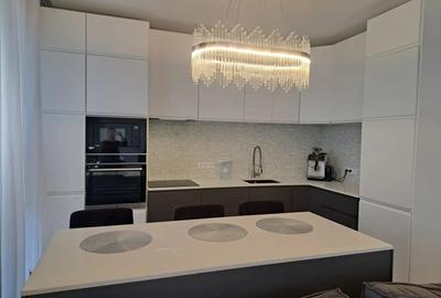 Casă cu 5 camere cu Teren 300 Mp în Gulia