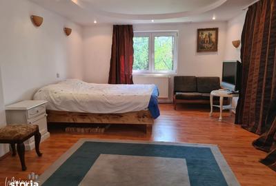 Casă cu 5 camere cu Canalizare în Central - 5