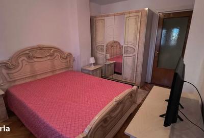 Apartament cu 4 camere decomandat în 1 Mai - 1