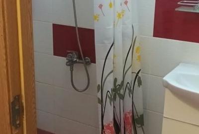 Garsonieră decomandată în UTA