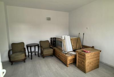 Casă individuală cu 3 camere cu Canalizare în Central - 2
