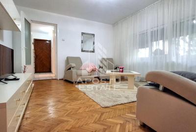 Apartament cu 2 camere semidecomandat, mobilat în Romanilor