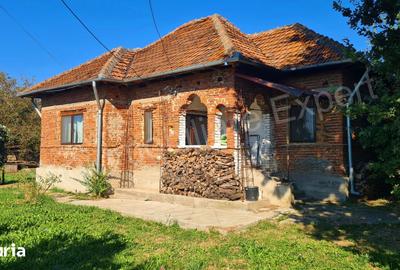 Casă cu 3 camere cu Teren 1989 Mp în Băiculești