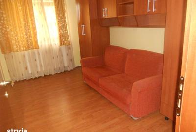 Apartament cu 3 camere decomandat în Central - 4